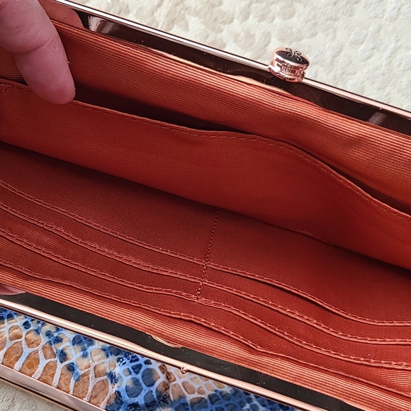 HOBO Lauren snake skin print clutch - Picture 4 of 7